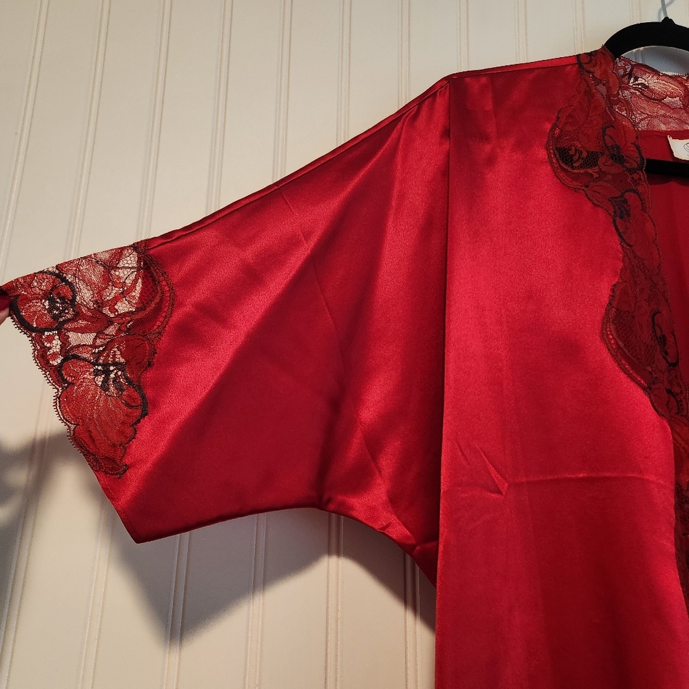 VINTAGE RIA Red 100% Silk Lace Night Robe Cover Up One Size - Picture 2 of 5